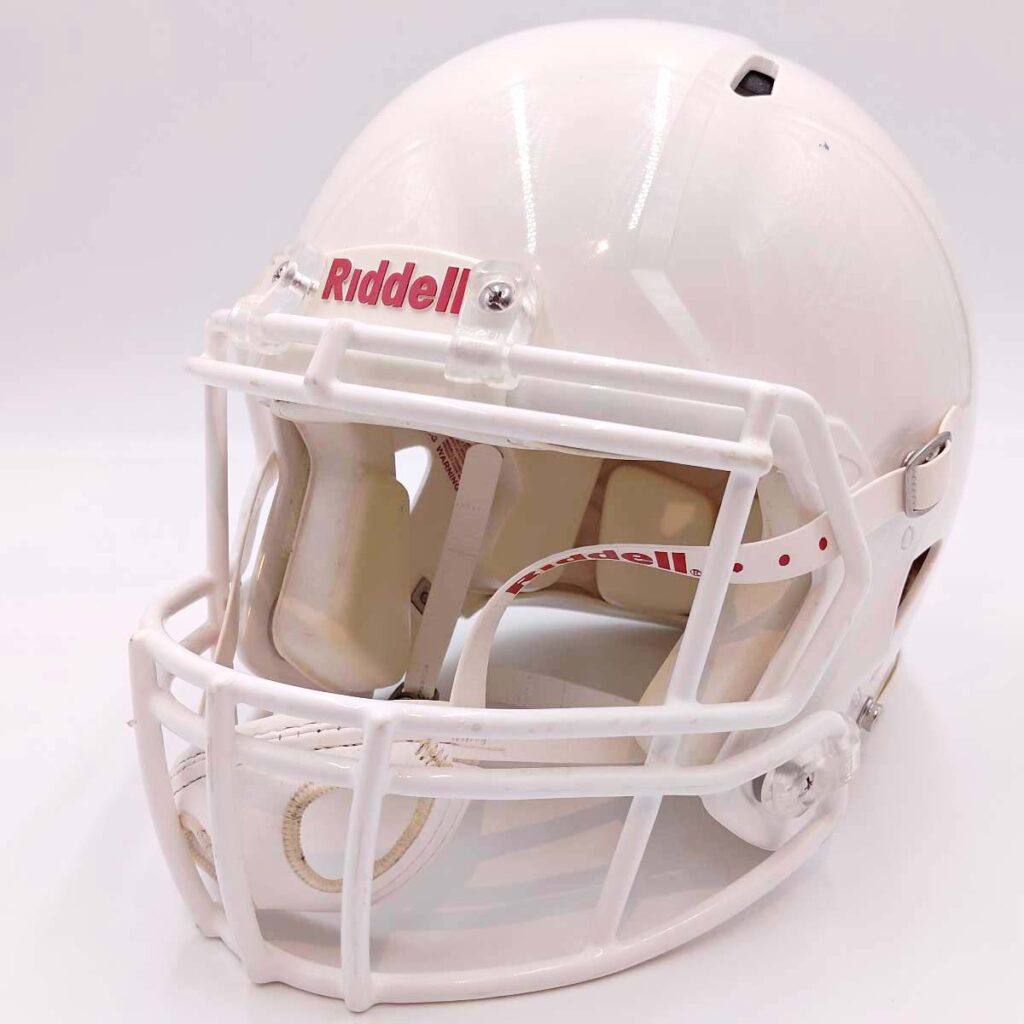 アメフト用品買取｜ヘルメット・ショルダーパッド・スパイクを高価査定